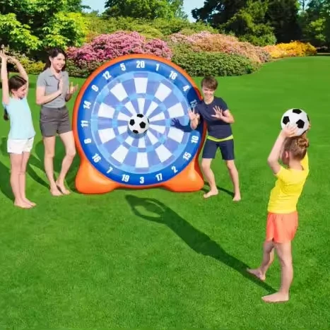 Cible gonflable de football avec ballons – Image 3